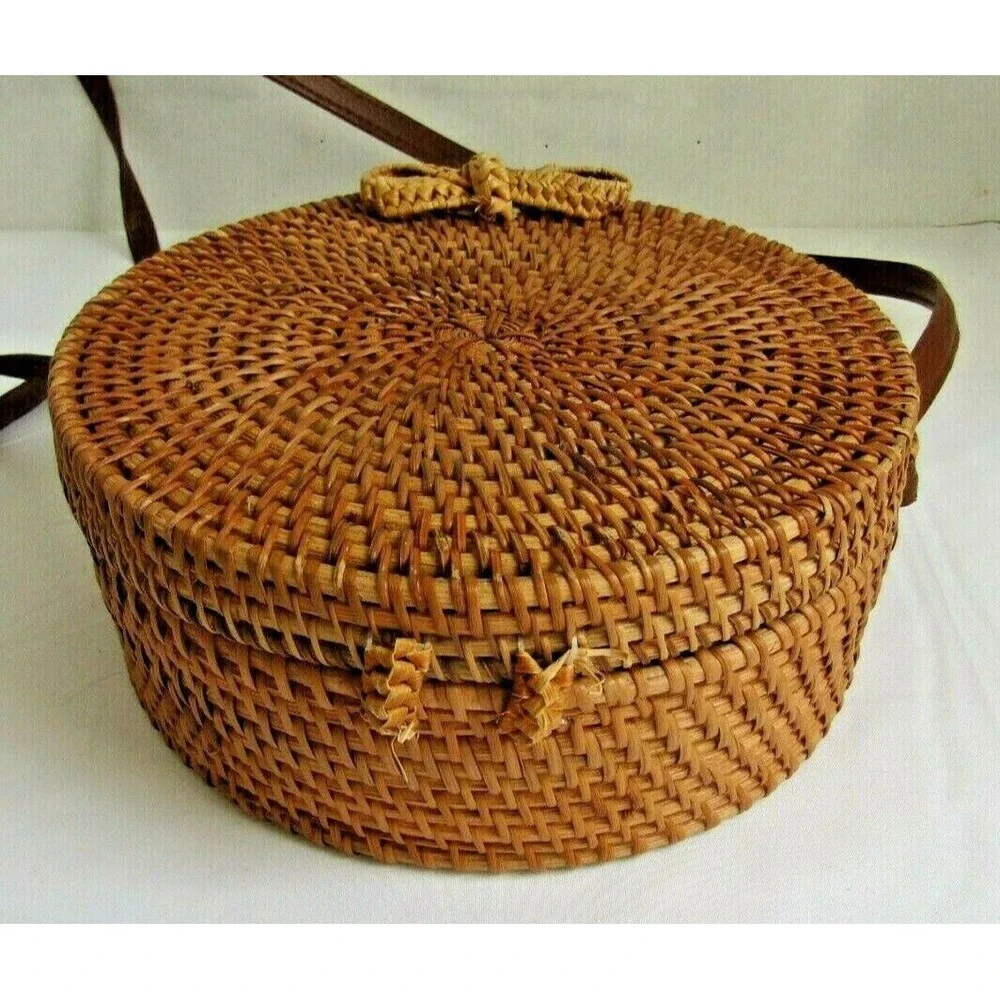 Round Wicker Crossbody Straw Rattan Womens Purse Shoulder Bag Leather Strap